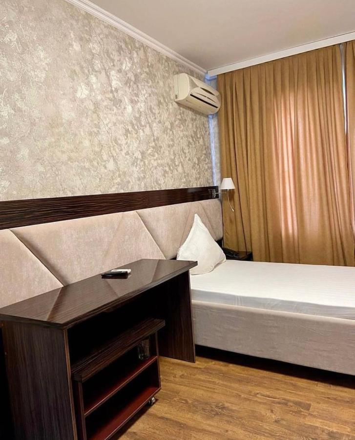 Diar Hotel Atyrau Bagian luar foto